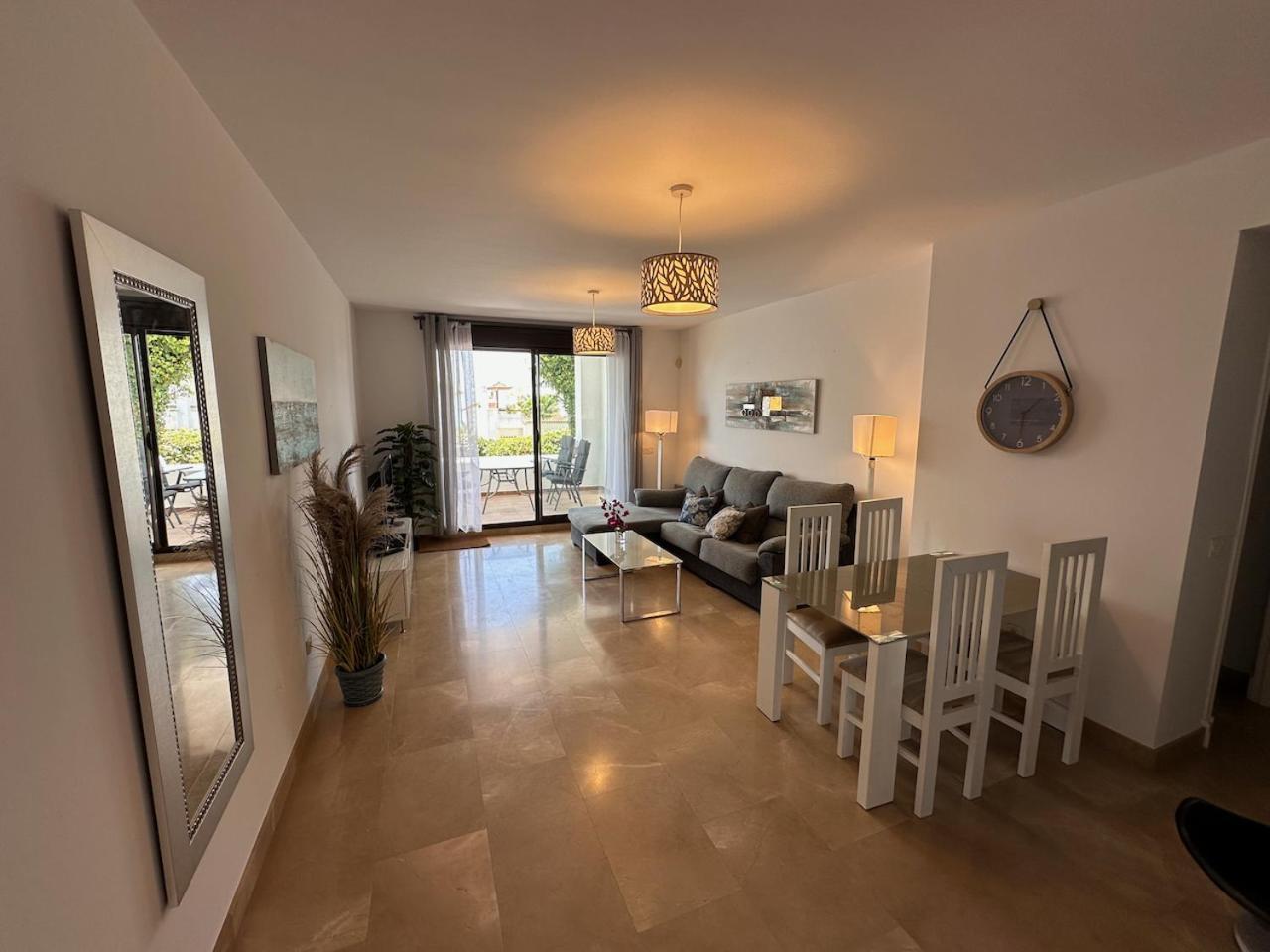 Quiet Family Apartment, 4 Pools, Close To The Beach And Golf, La Marina Alcaidesa 9 02 מראה חיצוני תמונה